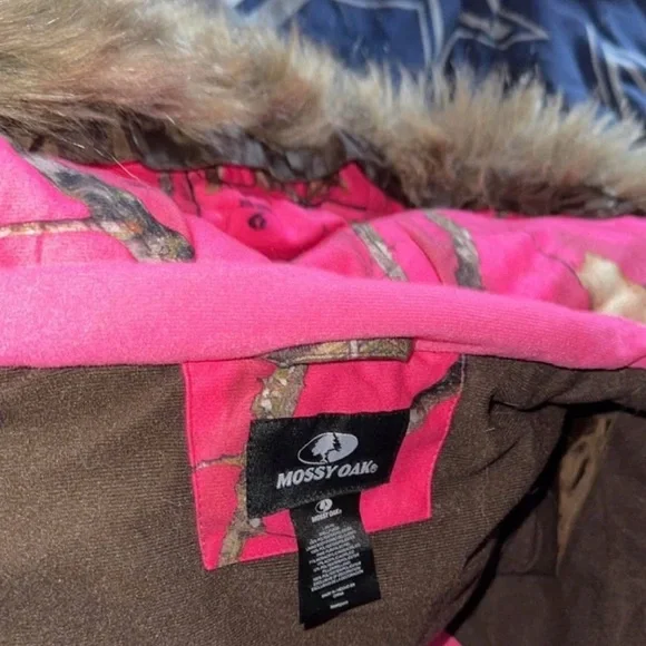 Mossy Oak Brown & Pink Camouflage Jacket - Picture 2 of 2